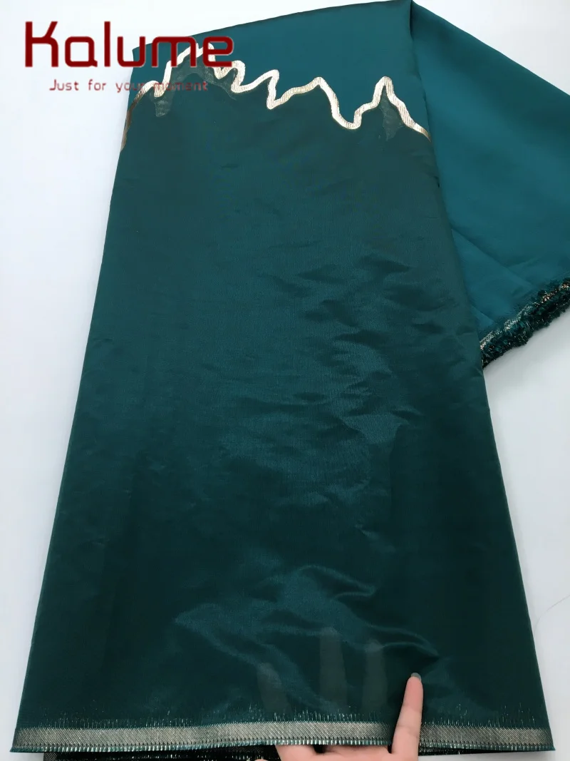 Kalume 2025 Hot Selling Brocade Lace Fabric High Quality Jacquard Lace Fabric African Gilding Fabric for Party Dress F4225