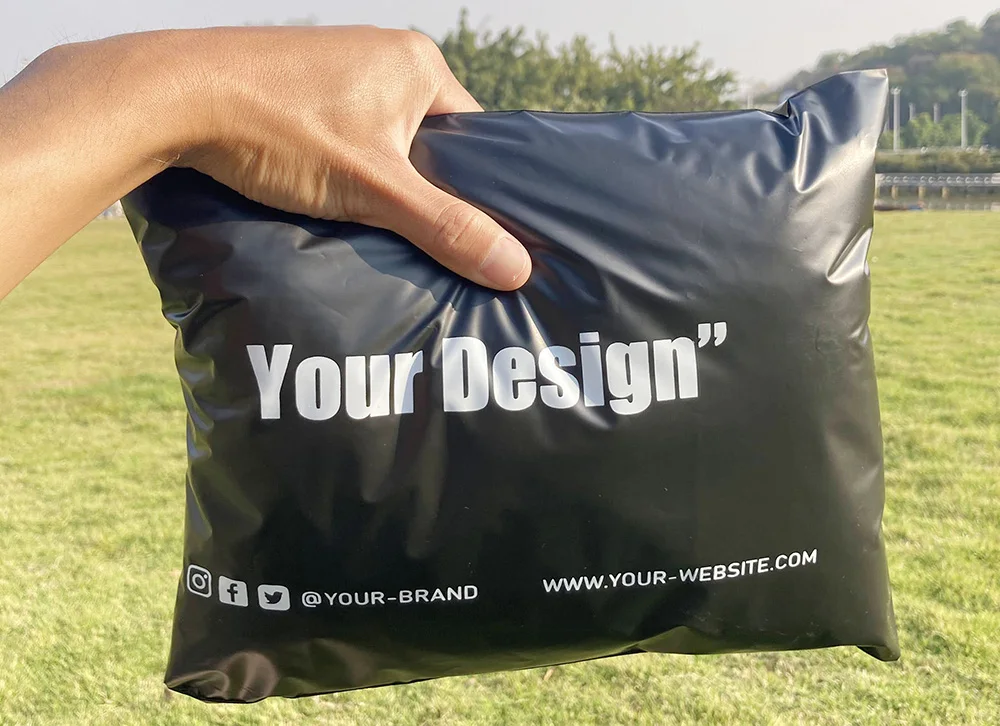 Biodegradable custom printed black courier bag luxury transport bag mailing bag clothing packaging