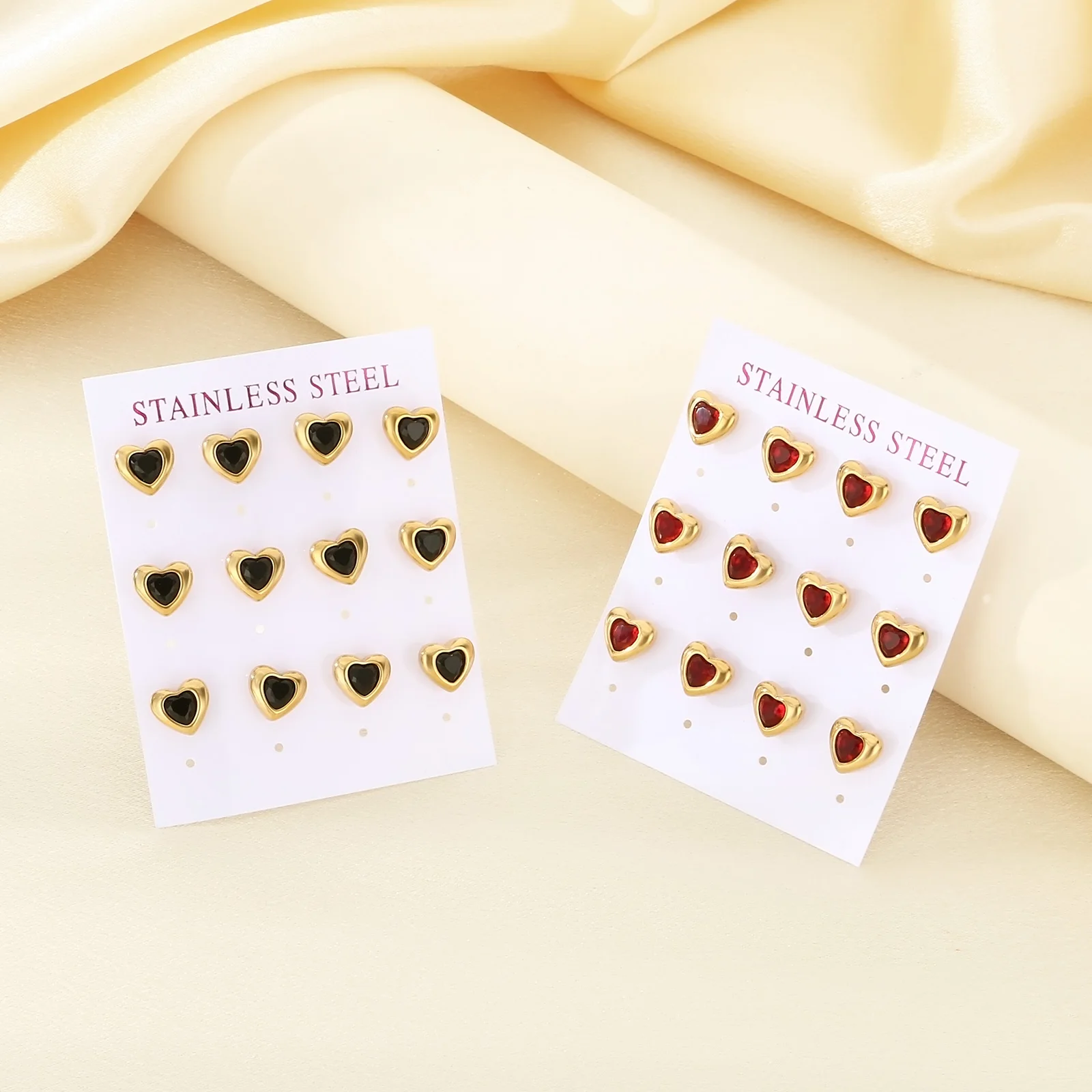 

Luxuryyii, 6 пар, минималистичные эмалированные черные, белые, красные серьги с сердечками из нержавеющей стали, винтажные модные серьги-гвоздики, ювелирные изделия премиум-класса