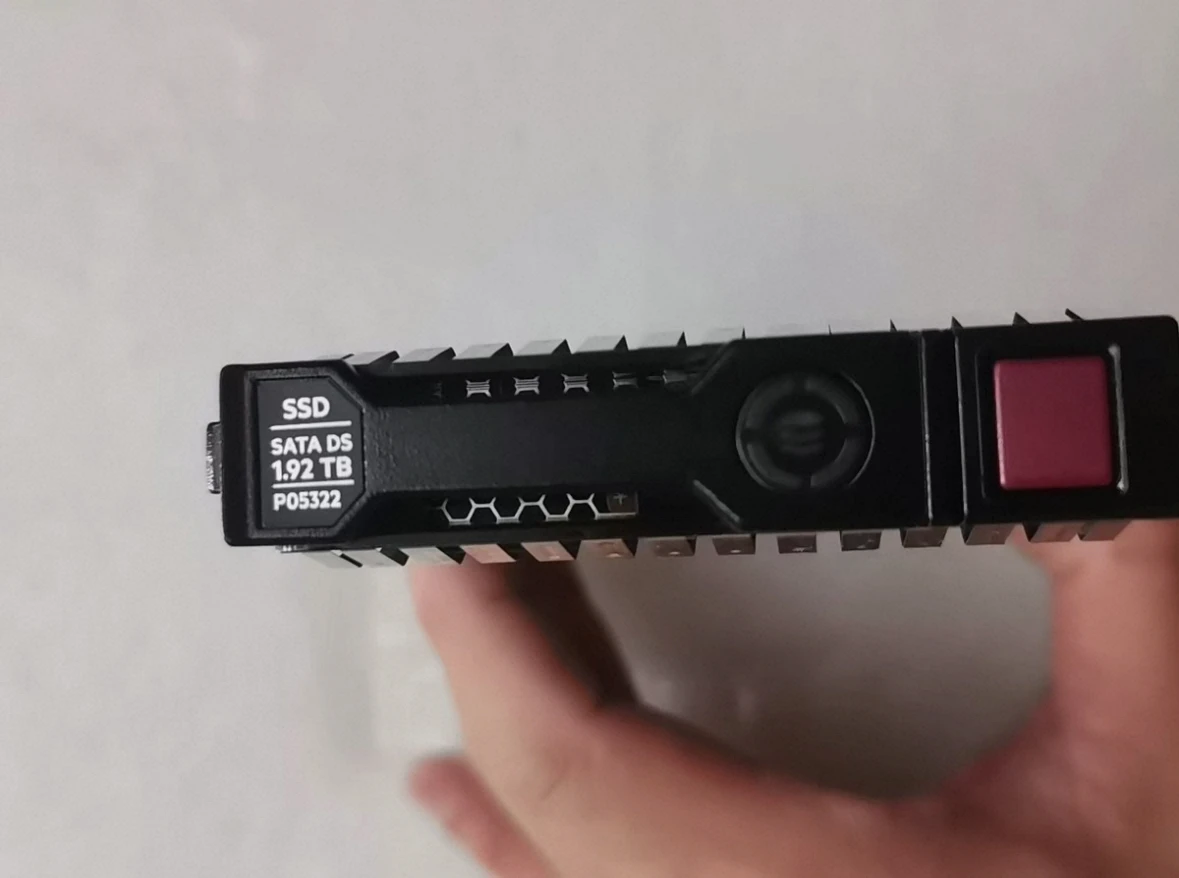 

For P05322 P04566-B21 P05322-001 1.92T SATA SSD G9 G10 Solid State Drive