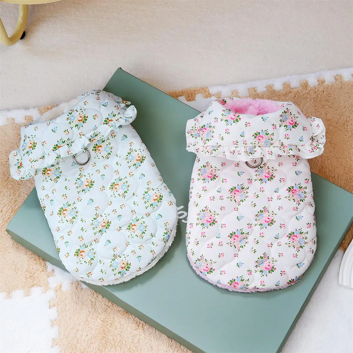 Warm Flower Pattern Dog Cat Clothes Winter Small Dogs Puppy Jacket Thickness Pet Vest Outfits Clothes Chihuahua