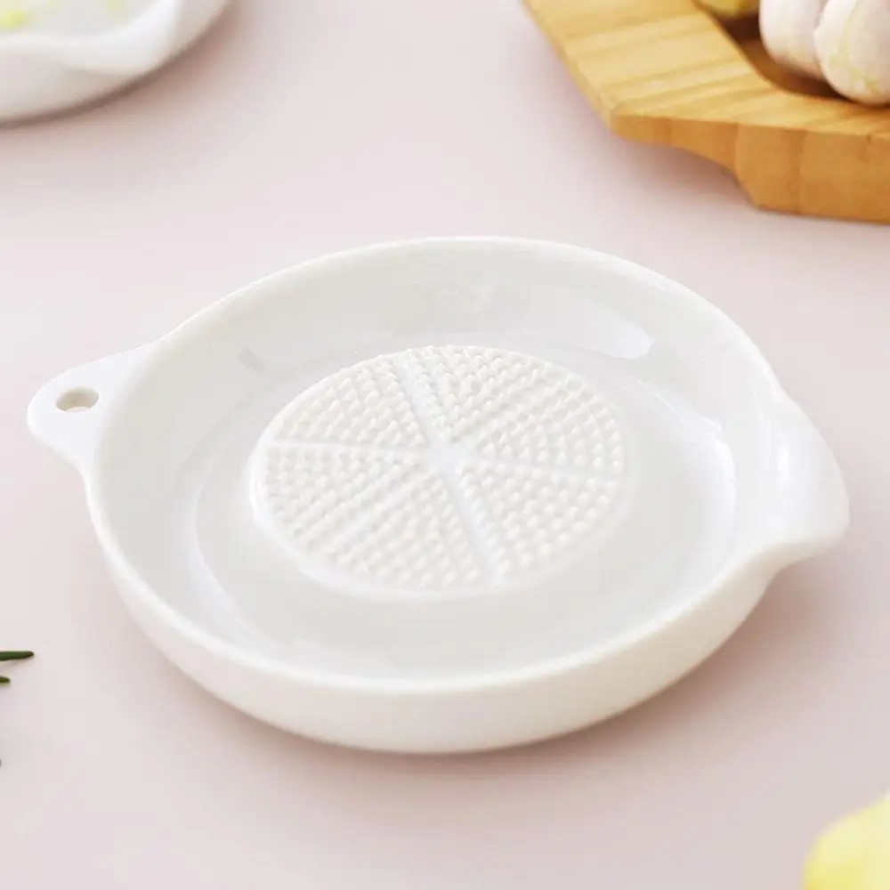 Ceramic Ceramics Grater Plate White Grinding Tool Garlic Grinding Wasabi Grater 4.37*3.62*0.8 Inch Ginger Puree Grinder Garlic