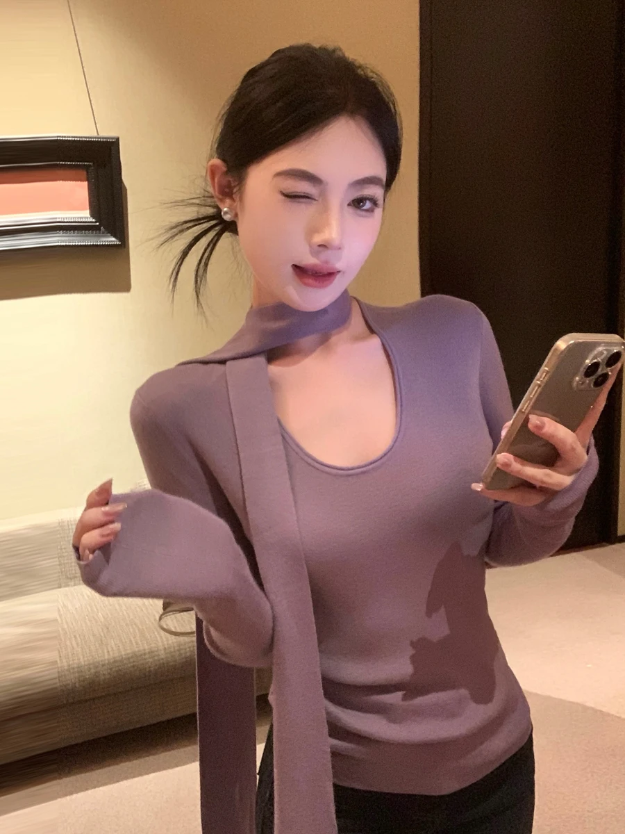 Slim Fit V-Neck Long Sleeve Base Shirt Inner Wear Casual Style Knitted Top for Women Suitable for Daily Wear And Matching Sca...