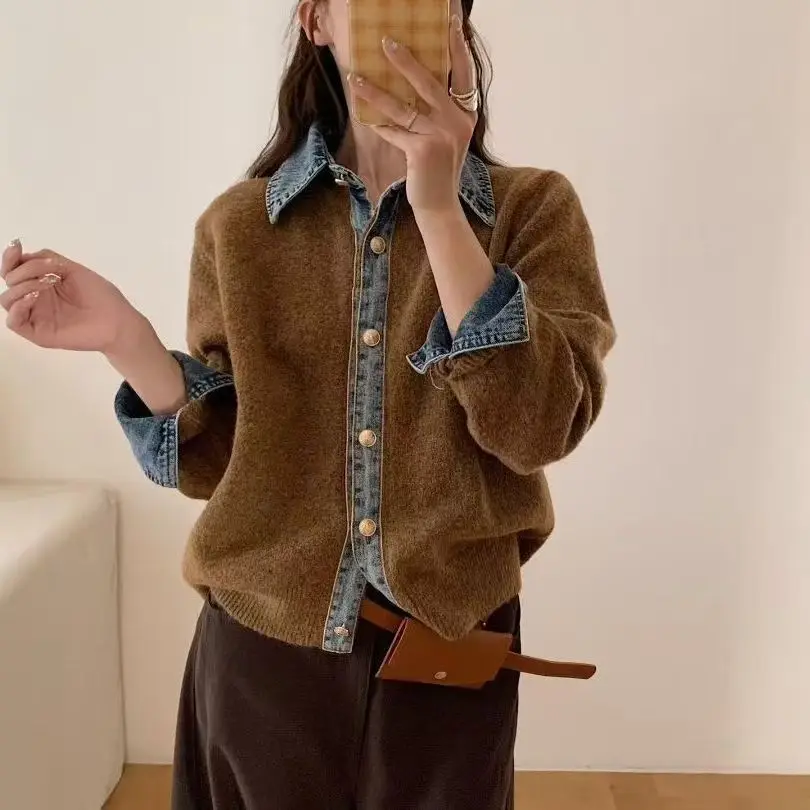 

Утолщенное коричневое плюшевое пальто, джинсовый воротник, свободный крой, теплая повседневная верхняя одежда для холодной погоды, женская куртка из двух предметов