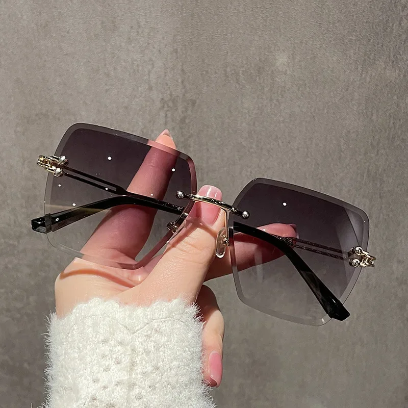 2026 Fashion Oversized Rimless Sunglasses Women Famous  display picture 3