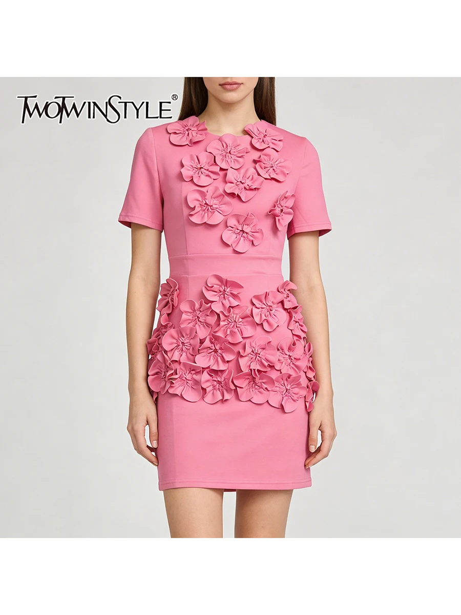 TWOTWINSTYLE Pink Slimming Spliced 3D Flower Elegant Mini Dress for Women Round Neck Short Sleeves High Waist Dresses Female New
