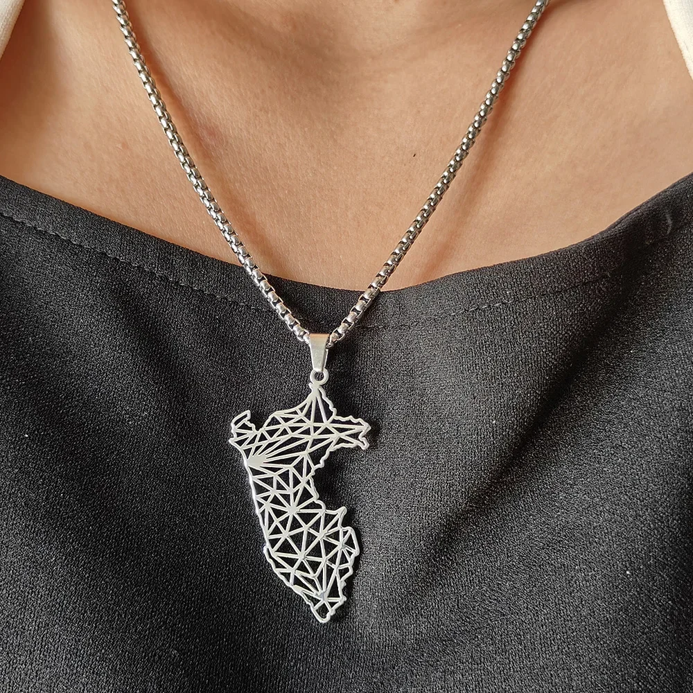 Peru Map Pendant Necklace For Women Men Gold Color Stainelss Steel Hollow Clavicle Chain Necklaces Jewelry Ethnic Gift