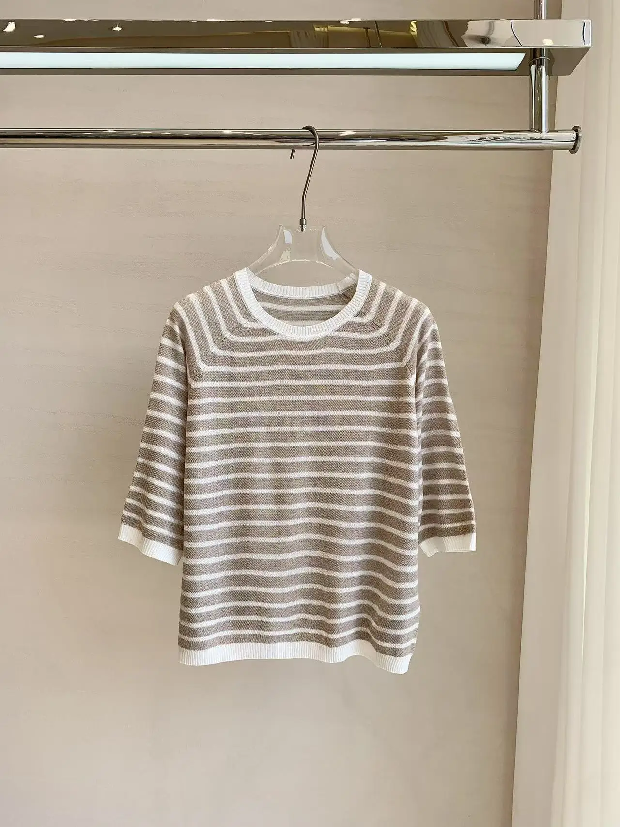 Maglione a righe da donna autunno 2025 manica lunga casual misto lino e seta pullover ampio e confortevole