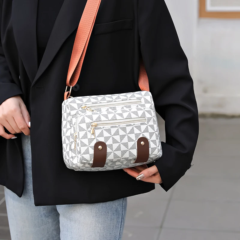 Chic Geometric-pattern Crossbody Bag for Daily Use Multi-color Adjustable-strap Lightweight Versatile Casual Functional Purse image 5