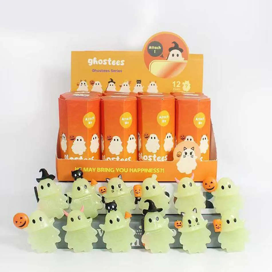 2025 Op Kerstavond Kleine Beeldjes voor Telefoon Buddy Smartphone Beeldje Halloween Mini Model Pop Peel-en-stick ornament Gift