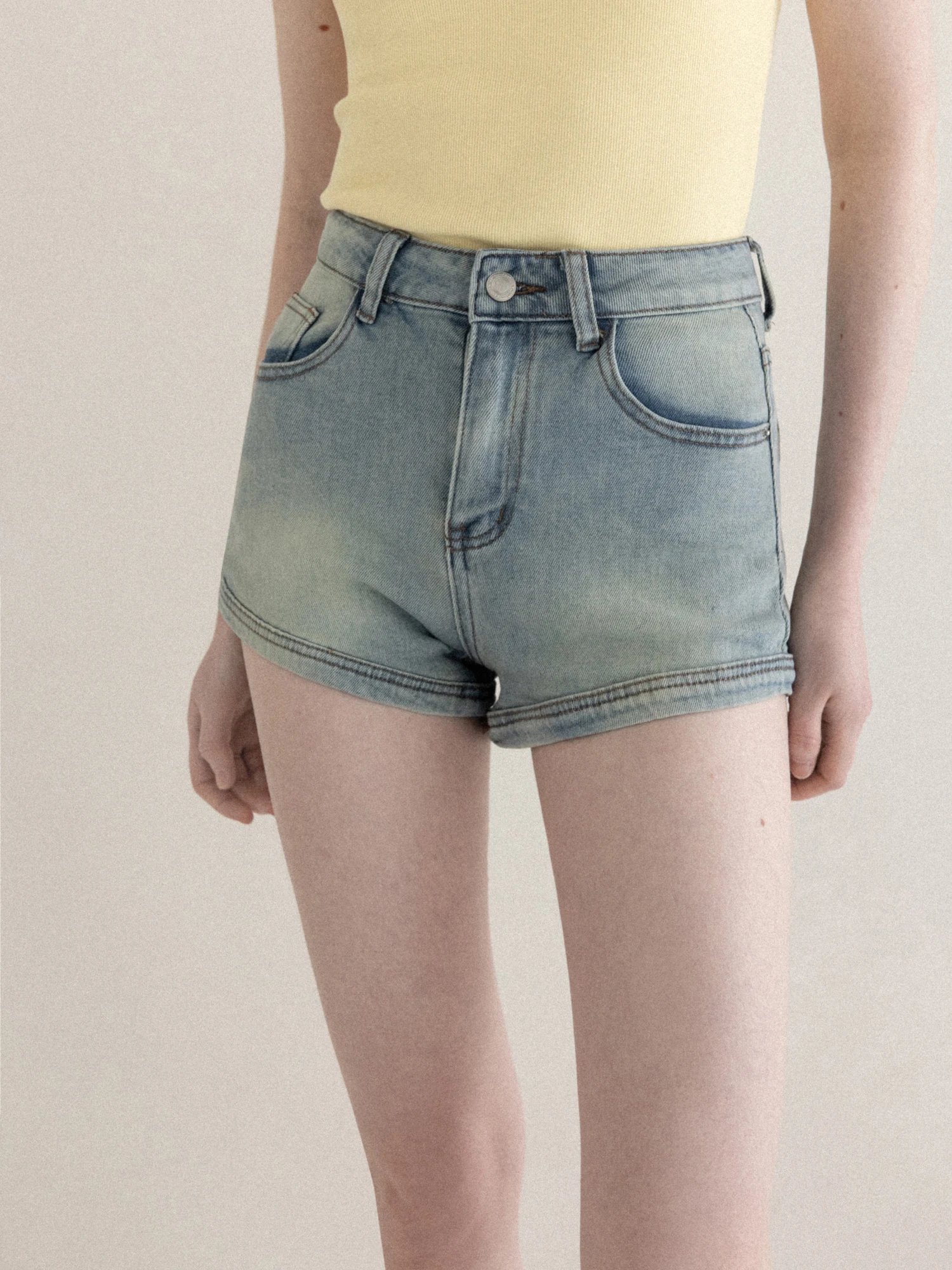 

Washed American Blue Grey High Waist Short Jeans Women Summer Vintage Spicy Girl Slimming Hot Pants Casual Style Spring Autumn