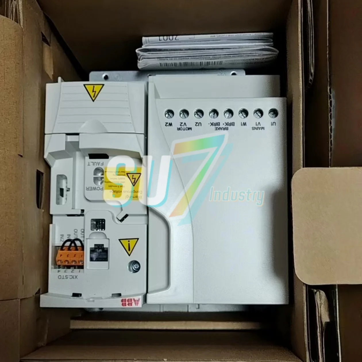 ACS355-03E-23A1-4 周波数コンバータ 新品在庫あり