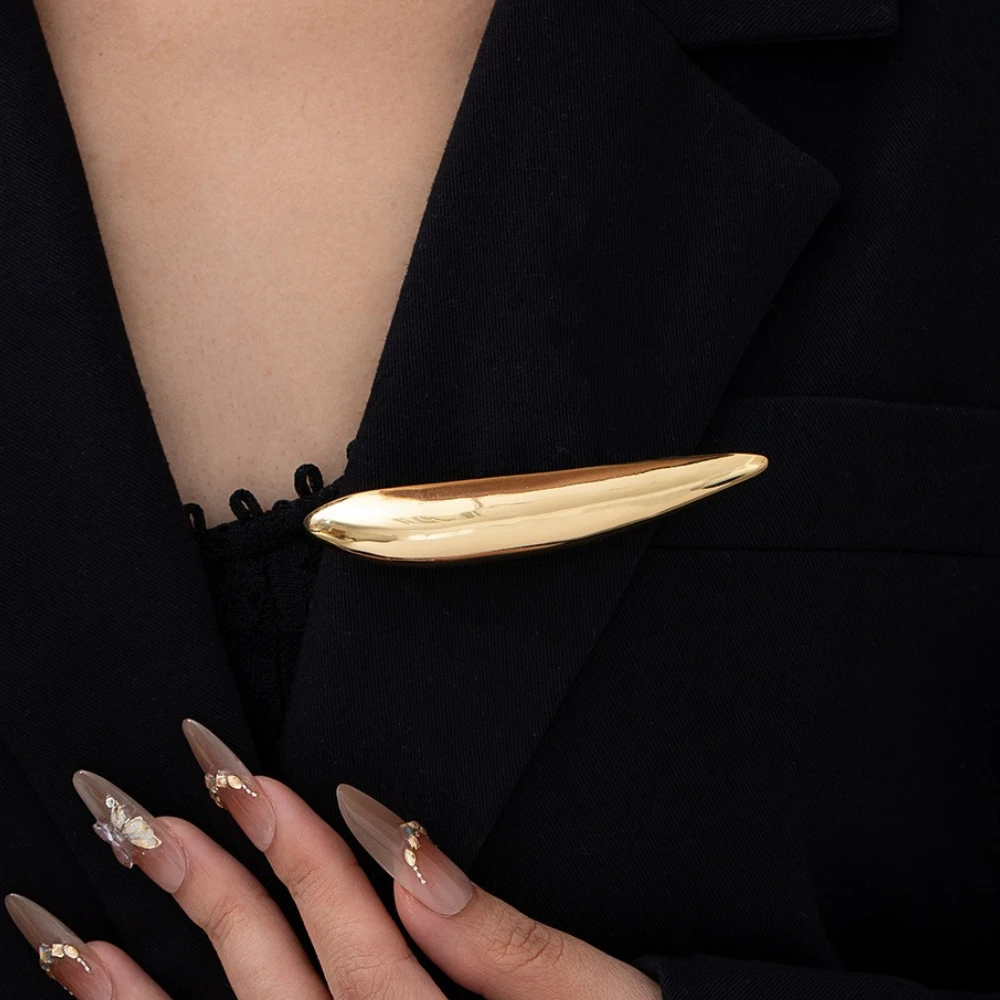 

High-end Fashion Color Sliver Color Brooch Pins for Women Simple Elegant Party Jewelry Gifts Trendy Accessories