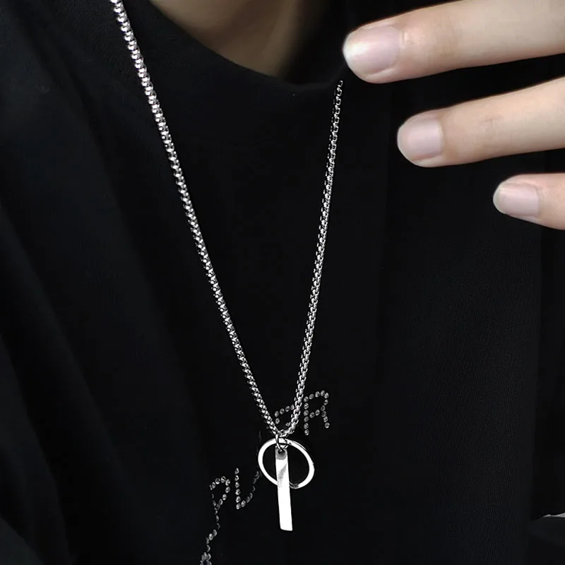 New Geometric Round Hoop Cuboid Pendant Necklace for Women Men Stainless Steel Sweater Chains Hip Hop Neck Chain Pendant Jewelry