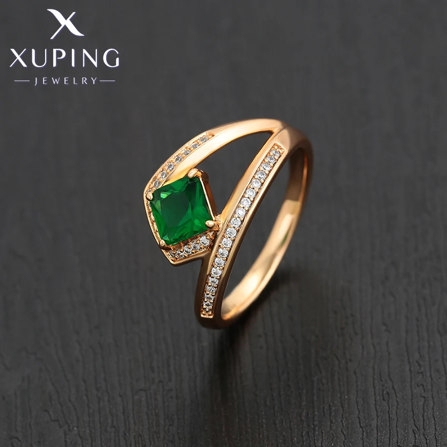 Xuping Jewelry Fashion New Green Stone Copper Alloy Elegant Gold Color Ring for Women BirthdayGift A00918385