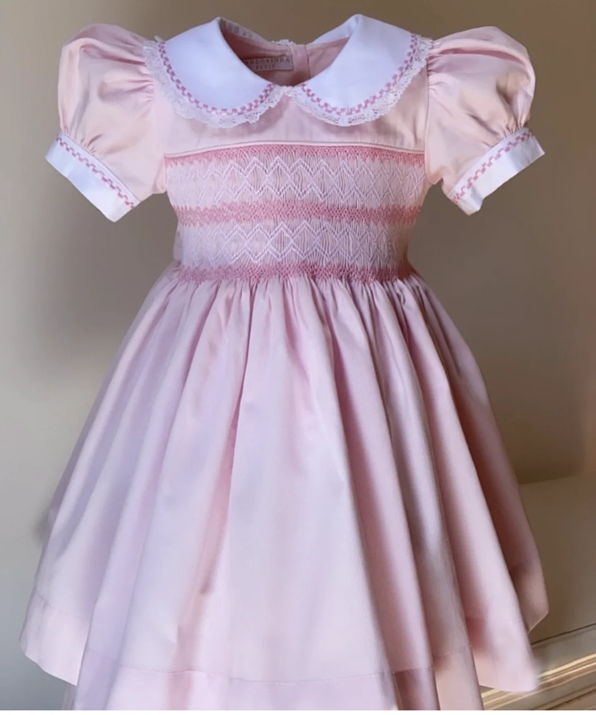 

Baby Girl Summer Pink Flower Handmade Embroidery Smocked Dress for Eid Birthday Party Holiday Photography Casual A2