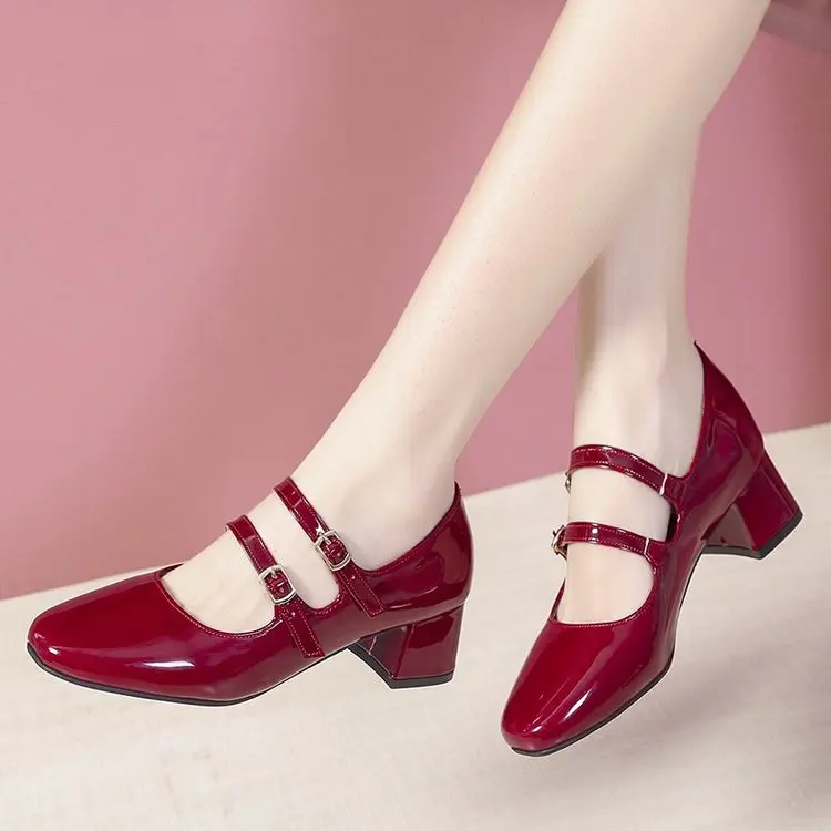 2023 Spring Autumn Women Double Buckle Mary Janes Shoes Patent Leather Dress Shoes High Heels Pumps Retro Ladies Shoe Black Red