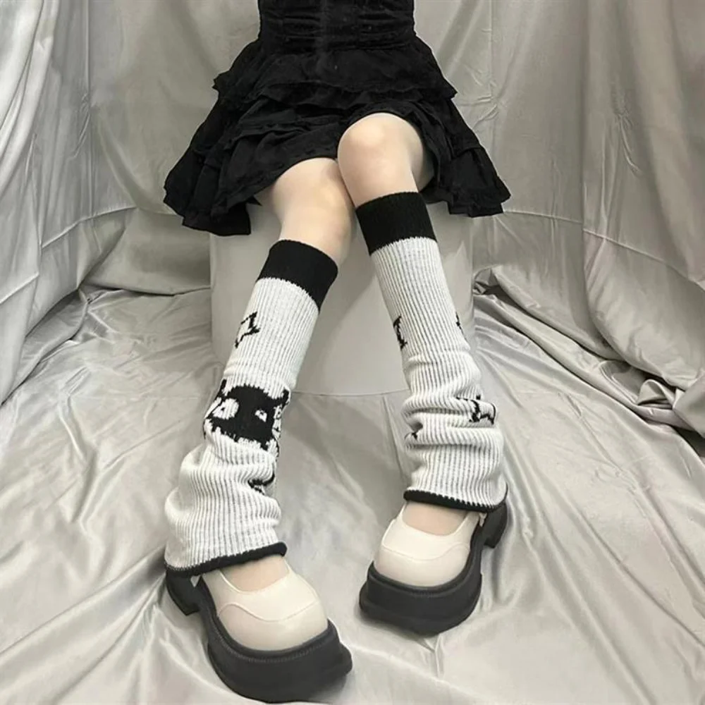 تدفئة الساق غير المتماثلة - جوارب JK Sock Style مع طباعة جمجمة، قابلة للتكديس وتوهج لجمالية الجرونج العصرية، للجنسين #5
