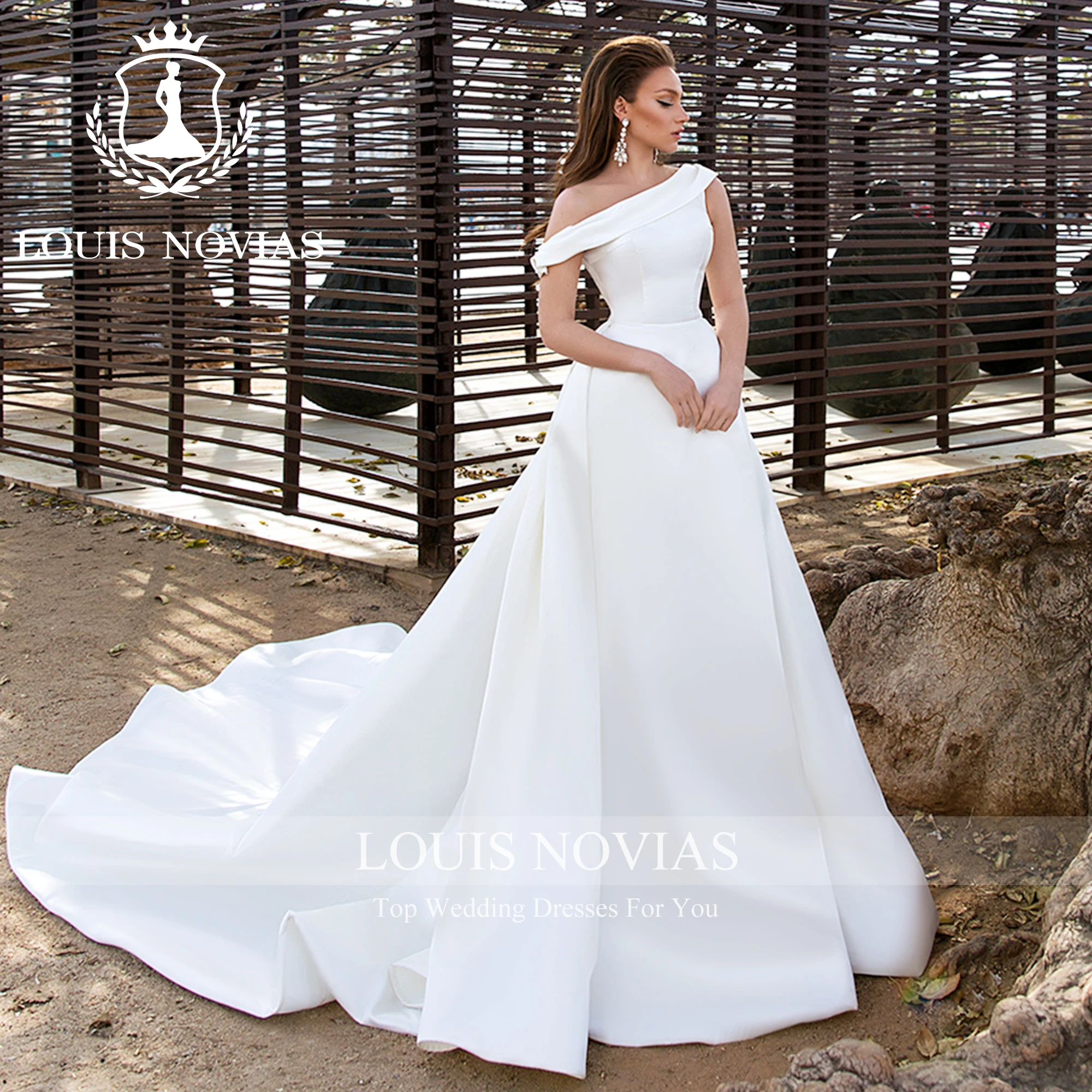 LOUIS NOVIAS-فستان زفاف مع ذيل ساتان قابل للانفصال, كتف واحد كلاسيكي, رقبة قارب, نمط حورية البحر, مقاس مخصص, 2023