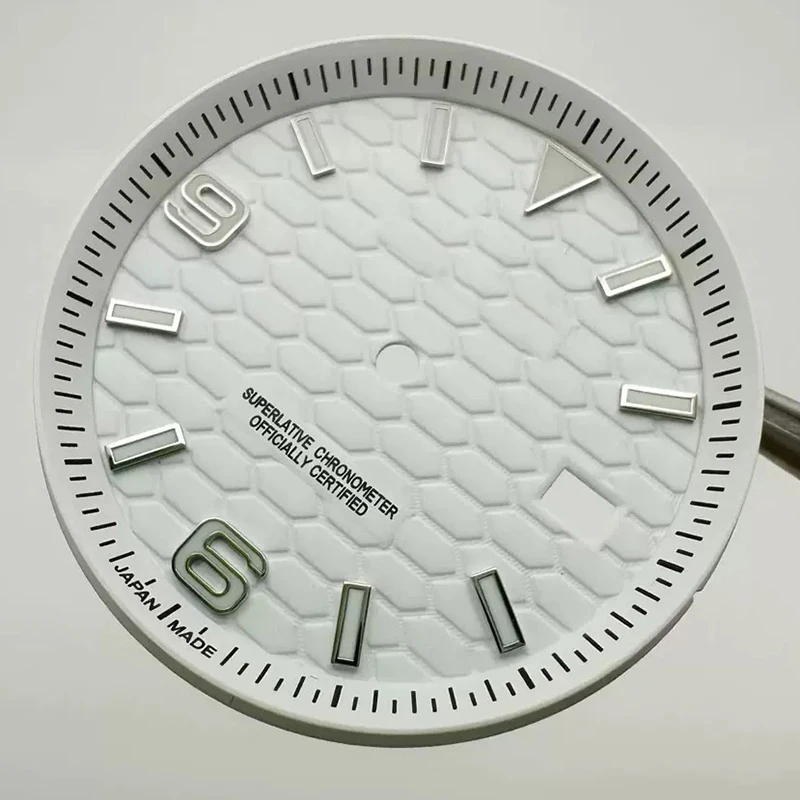 33.8mm NH35 다이얼 S 로고 NH35/NH36 자동 무브먼트 수직 라인 시계 액세서리에 적합한 멸균 벌집 다이얼
