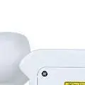 Featuring a three-wavelength diode laser (755nm, 808nm, 1064nm) and ice cooling, this salon beauty equipment ensures painless ha