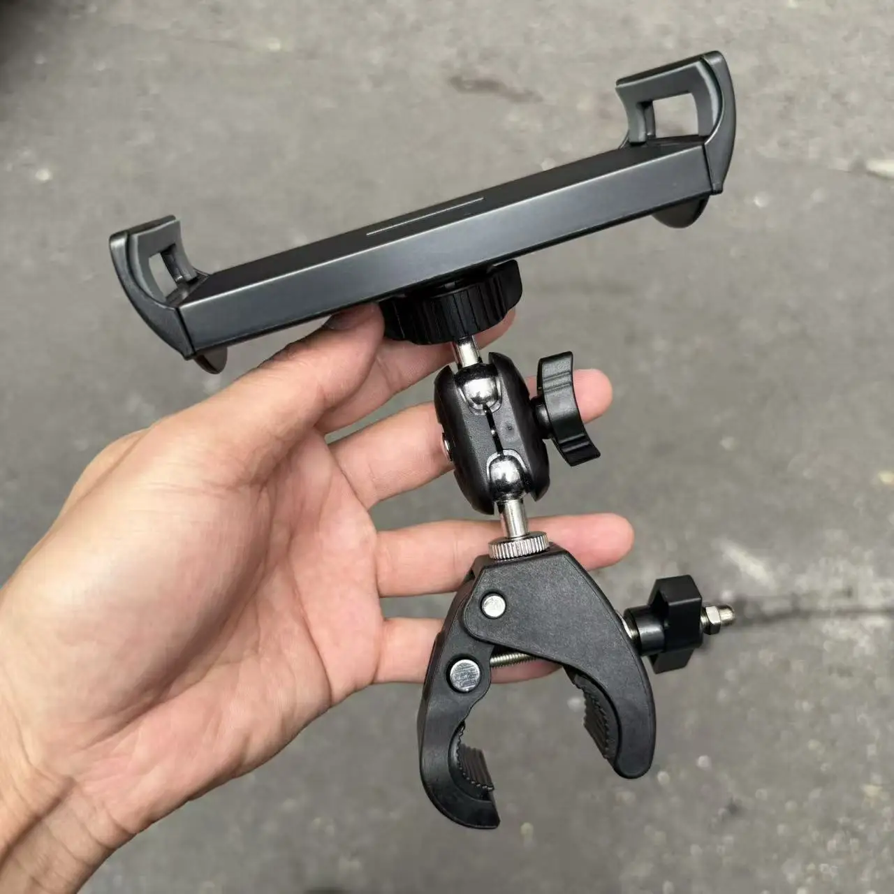 360-Grad-Drehbarer Auto-Lenkrad-Fixierclip Magnetische Saugklemme Große Klemme Fahrrad-Handyhalterung Universal – Detail 8