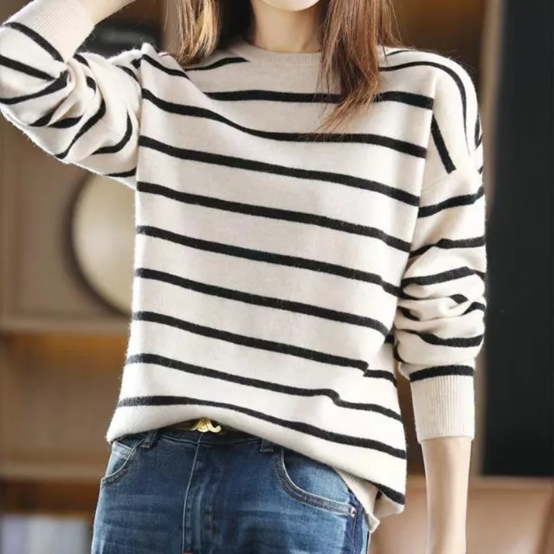 Autumn and Winter Women's Pullover Round Neck Stripe Contrast Flocking Lantern Long Sleeve Sweater Knitted Bottom Casual Tops