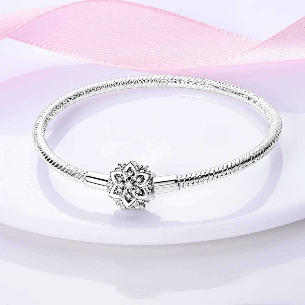 925 Sterling Silver Snake Chain Bracelet with Gingerbread House Snowman Snowflake Charm Beads Women Christmas Jewelry