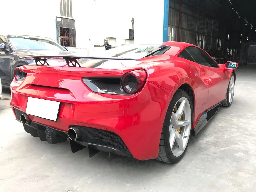 Dry Carbon Fiber Rear Tail Lamp Trim Frame Air Vent Covers Decorations For Ferrari 488 GTB 2015-2018 Car Styling