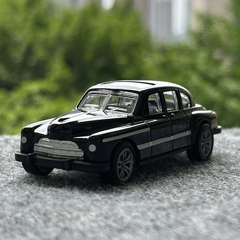 1:43 Alloy Vintage Diecast Car Model Car Classic BENZ Pull Back Car Model Miniature Vehicle Replica Gift For Kids Adults