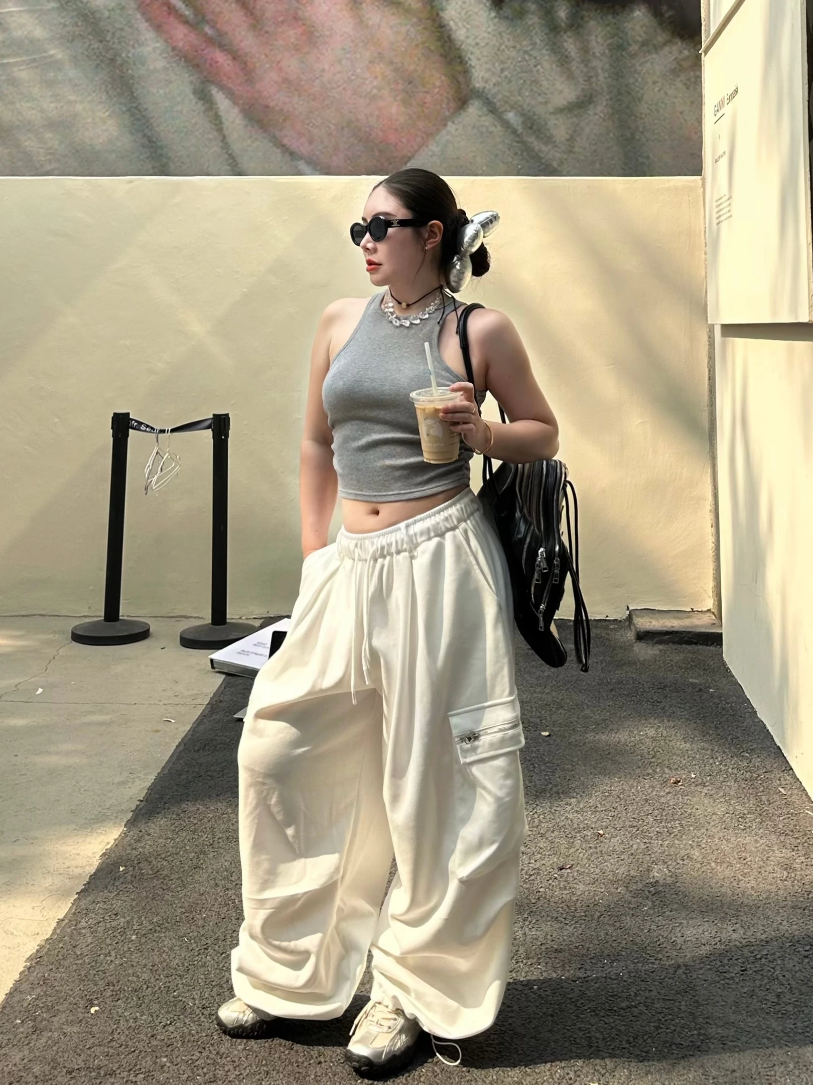 

Весенняя новинка: женские хлопковые спортивные брюки с эластичным поясом, широкие штанины, 3D-эффект, повседневные брюки для работы и отдыха.