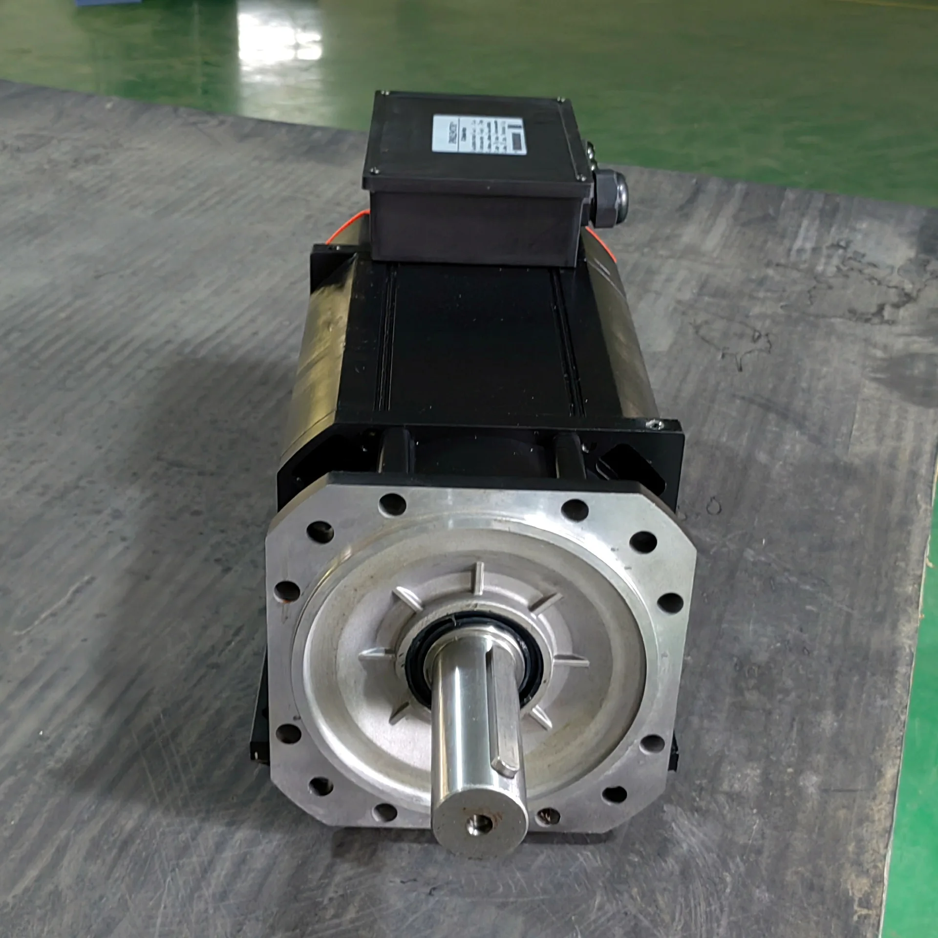 محرك المغزل تصنيف 42 نانومتر 2500 دورة في الدقيقة 11 كيلو واط-طاقة ثابتة 6000 دورة في الدقيقة مؤازرة غير متزامنة