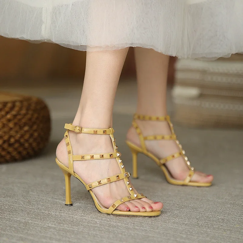 Rome Rivet Double Buckle Women Sandals Open Toe Fashion High Heels Cut-Outs Party Shoes Female Red Wedding Patent Leather Sandal