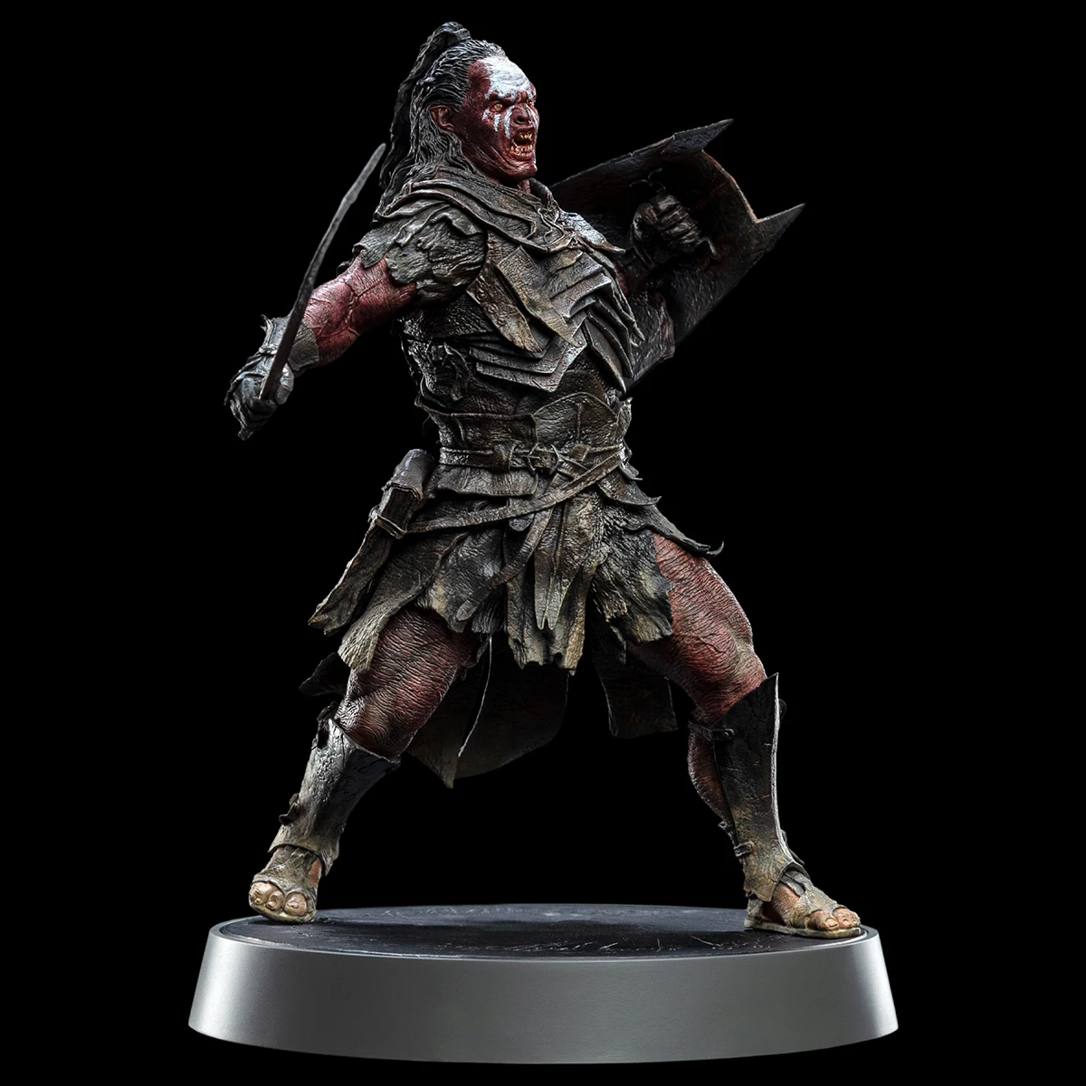 original weta  1/8 statue Saruman  Towers Uruk-Hais Leutz Figure  Model Collection of decoration scenes25.2CM