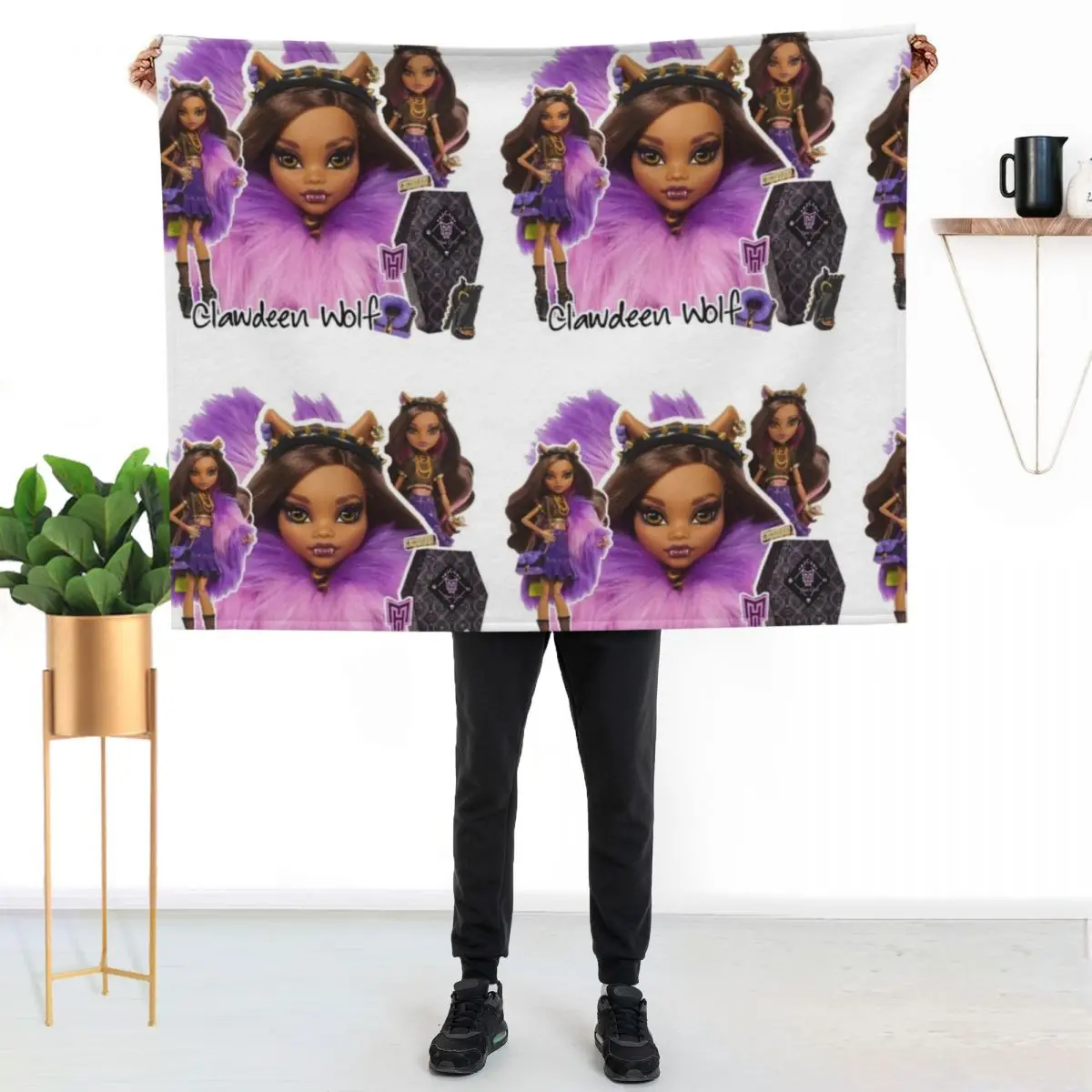Clawdeen Wolf Haunt Couture Throw Blanket For Sofa Thin Furrys Sleeping Bag Comforter Beautifuls blankets and throws Blankets