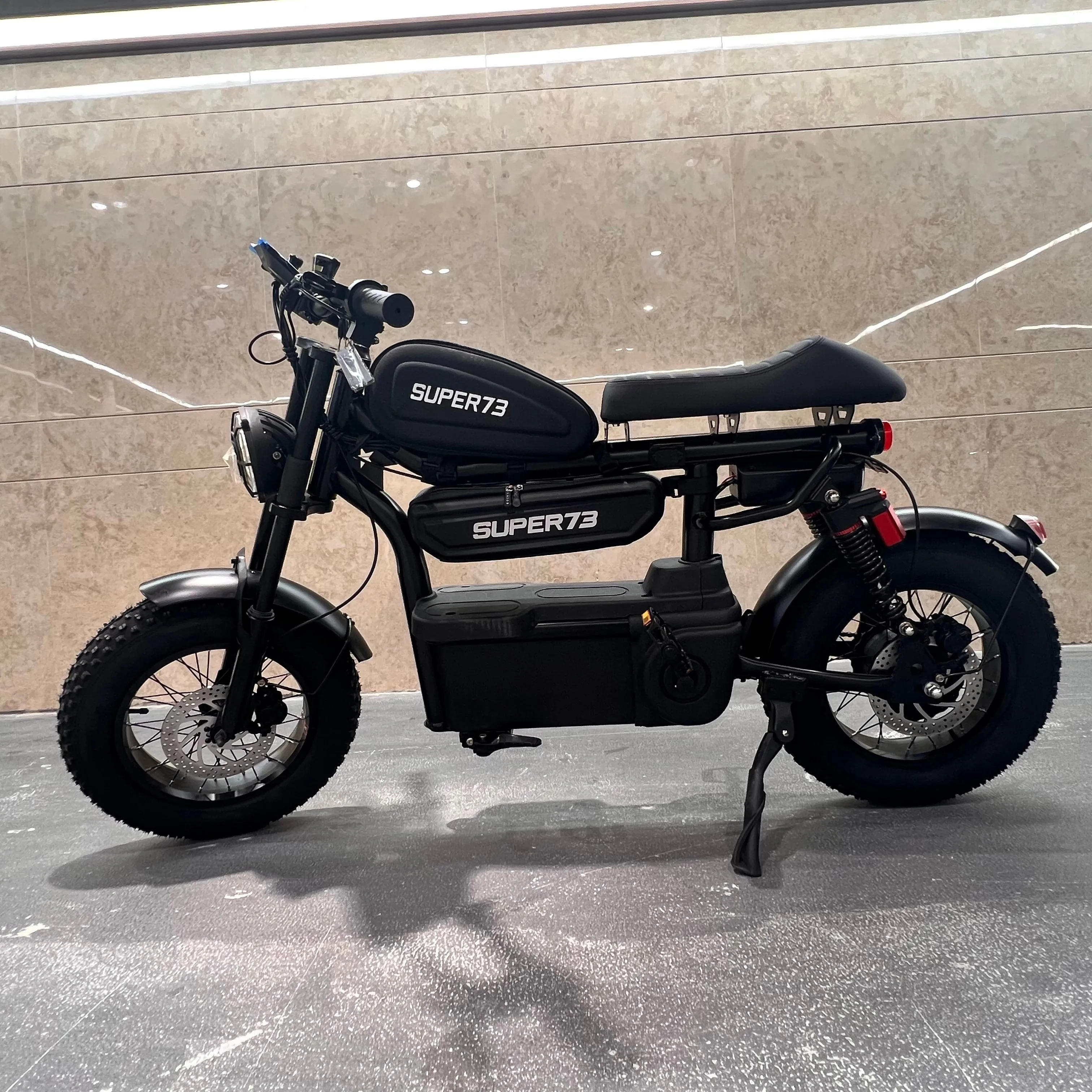 Wholesale NFC Bluetooth Electric Bike 48V 35Ah Fat Tire Hydraulic Brake Adult Ebike