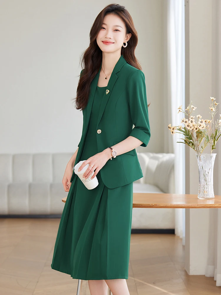 

Летний женский комплект: модный жилет и топ из полиэстера для офиса, маленький размер, облегающий крой