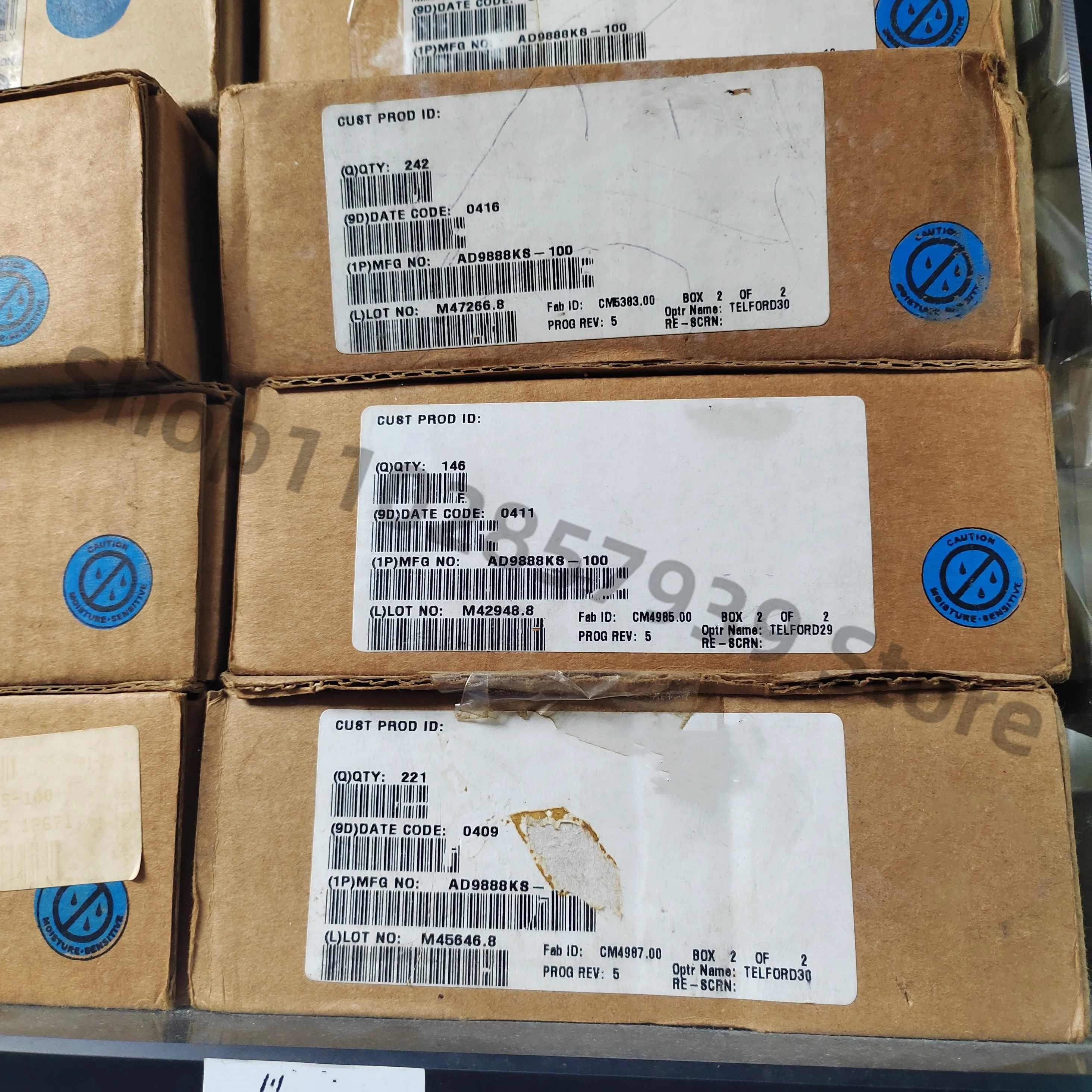 

AD9888KS-100 AD9888KS QFP Original and authentic, free shipping 5PCS-100PCS/LOT