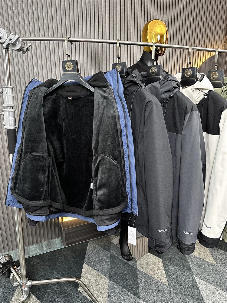 

Thiened Outdoor Jaet футболка-в-одному ветрозащитная водонепроницаемая теплая осенне-зимняя повседневная мужская куртка с капюшоном свободного покроя ODM Order