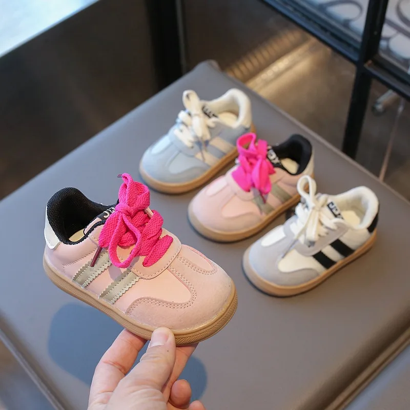 

Children's Anti-Slip Soft Sole Casual Sneakers 2026 New Spring Autumn Boys Girls Low Top Comfortable Lightweight Sports Shoes