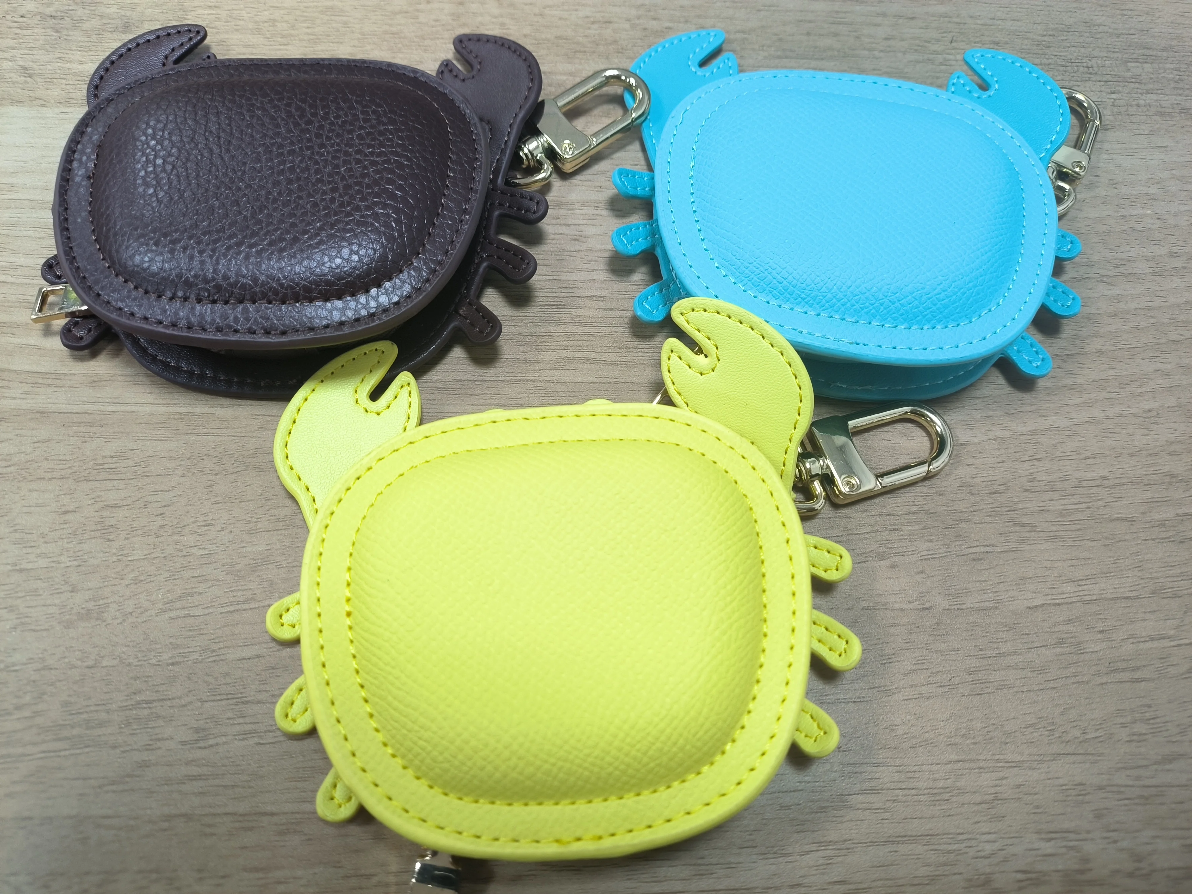 Krabben-Geldbörse, Mikrofaser-Leder, Mini-Geldbörse, Make-up-Kopfhörer-Aufbewahrungstasche, Schultasche zum Aufhängen, Anhänger, Handtasche, Charm-Zubehör – Detail 2