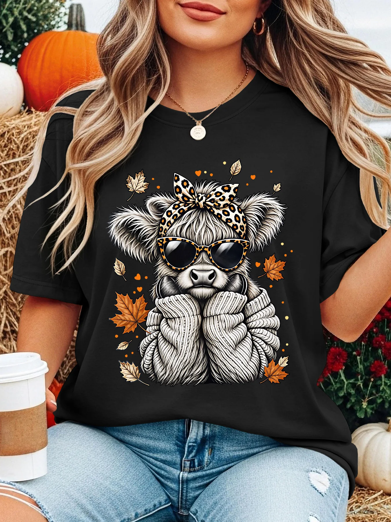 Women Crew Neck Tee Highland Cow Autumn Leaves Graphic Print Short Sleeve Loose Ladies Summer Cotton Plus Size Casual Top