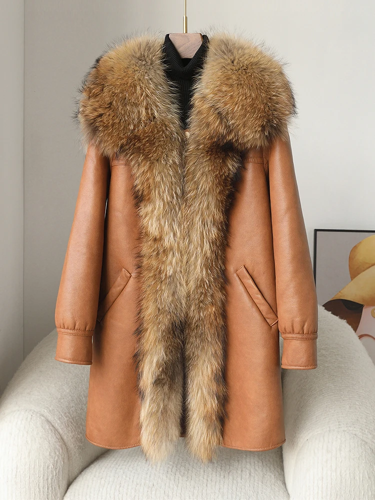 

Haining 2024 Winter New Raccoon Fur Collar Coat with Sheep Cut Fleece and Fur Coat, Composite Fur and Fur Integrated Medium