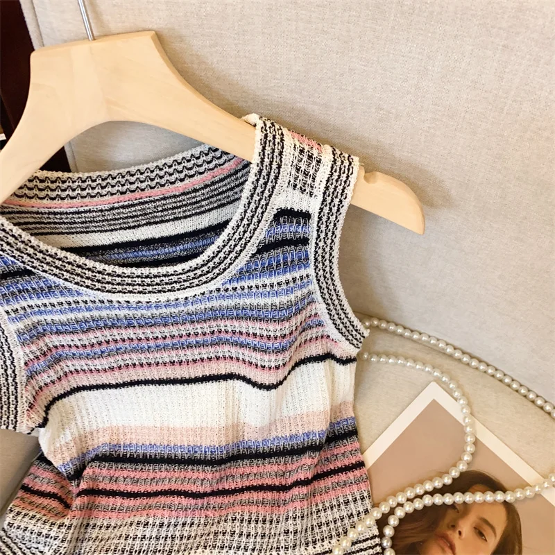 Striped Vests Tees For Women Summer Sexy Streetwear Vintage Chic Slim Knit Crop Tops Knitwear Sleeveless O-neck Ladies Jumpers