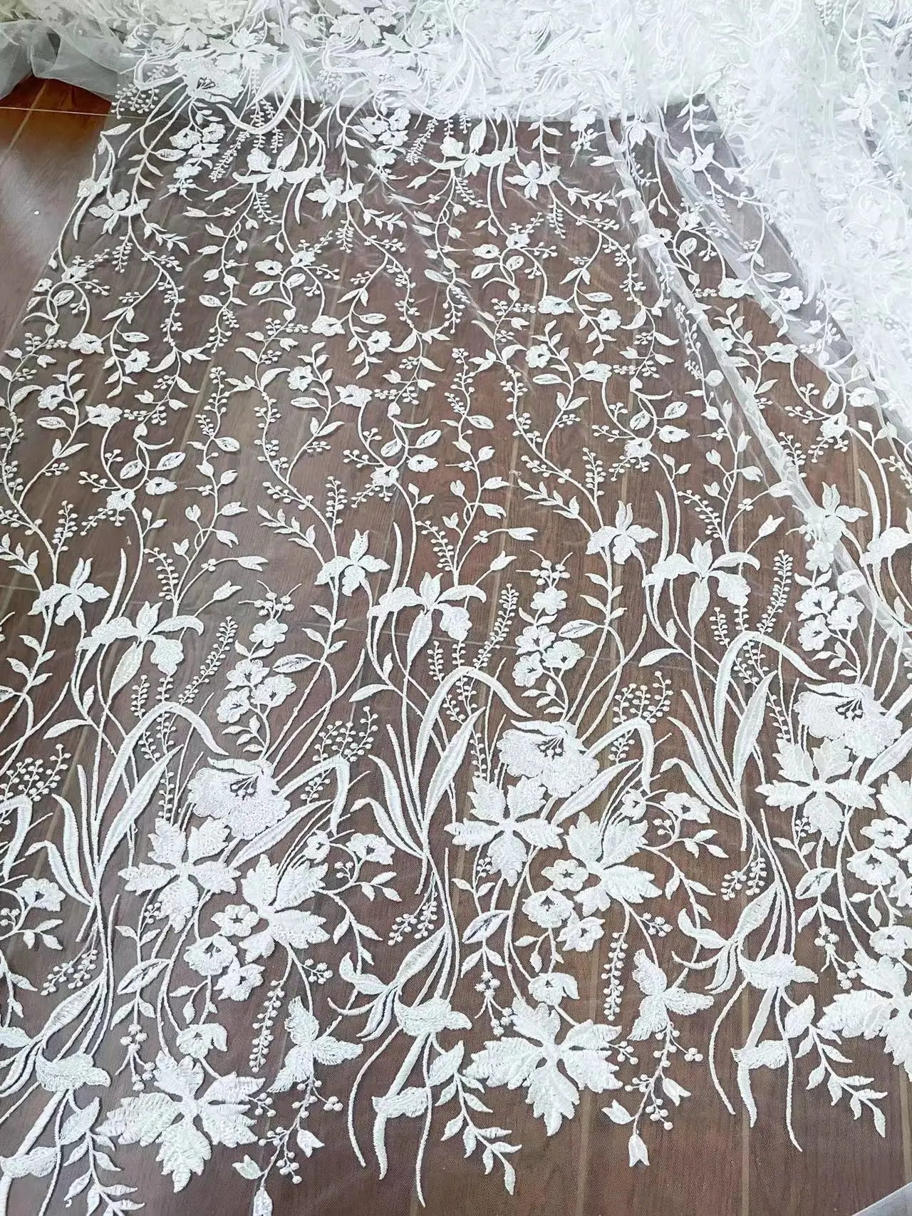 

1yards Free Shipping Wedding Dress Sewing Accessories White And Sequins Embroidery Lace Fabric Soft Tulle For Bridal Gowns Wears