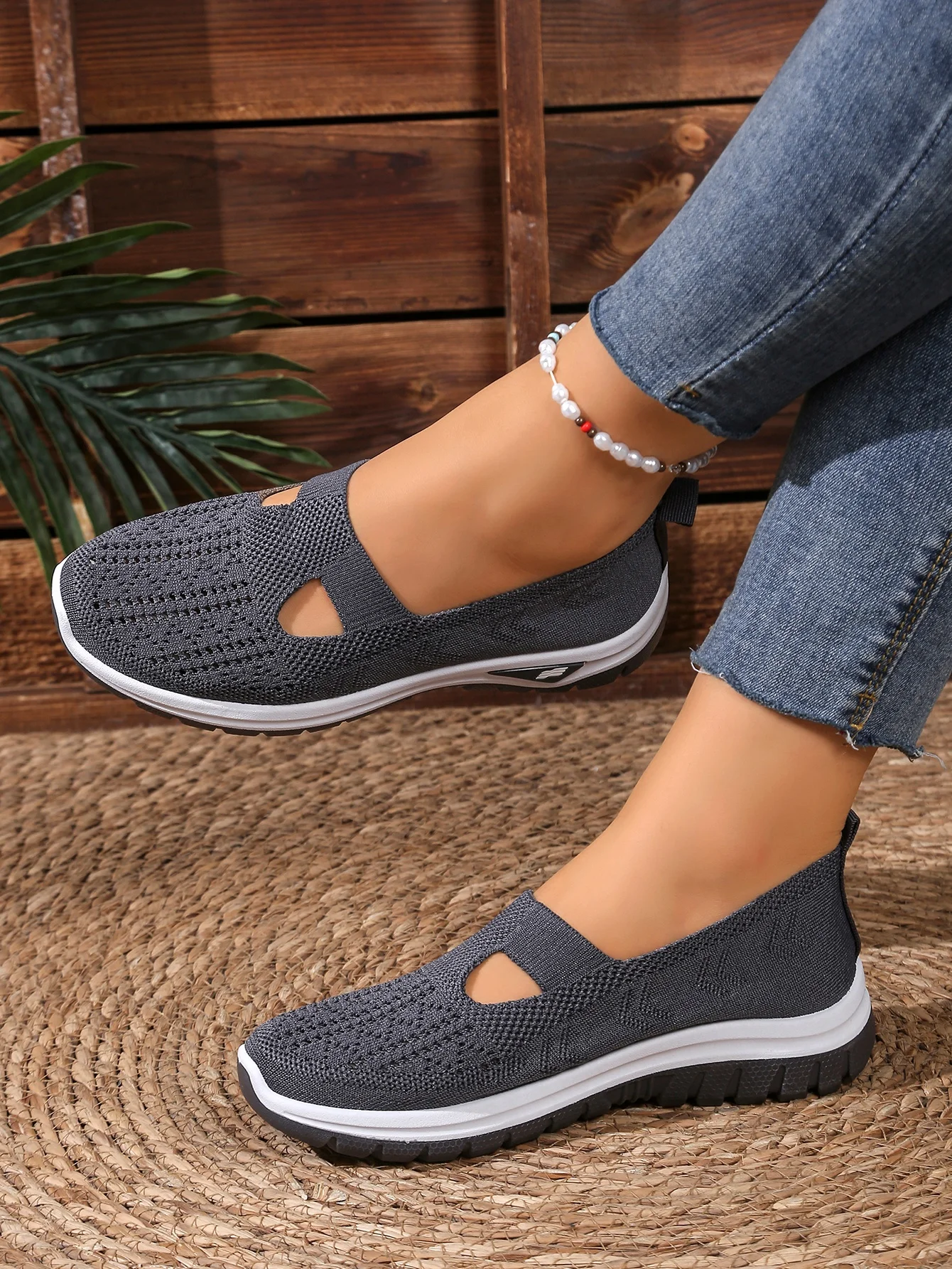 Sommerliche, atmungsaktive, hohlgestrickte Damen-Slip-On-Schuhe, rutschfeste, leichte Wandersneaker, lässige Mesh-Loafer für den Außenbereich – Detail 13
