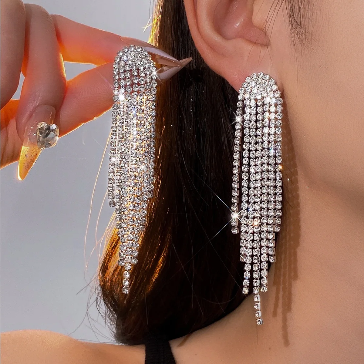 Silver Needle Diamond Square Tassel Earrings 2025 European and American Explosions Exaggerated Temperament Earrings Light Luxury