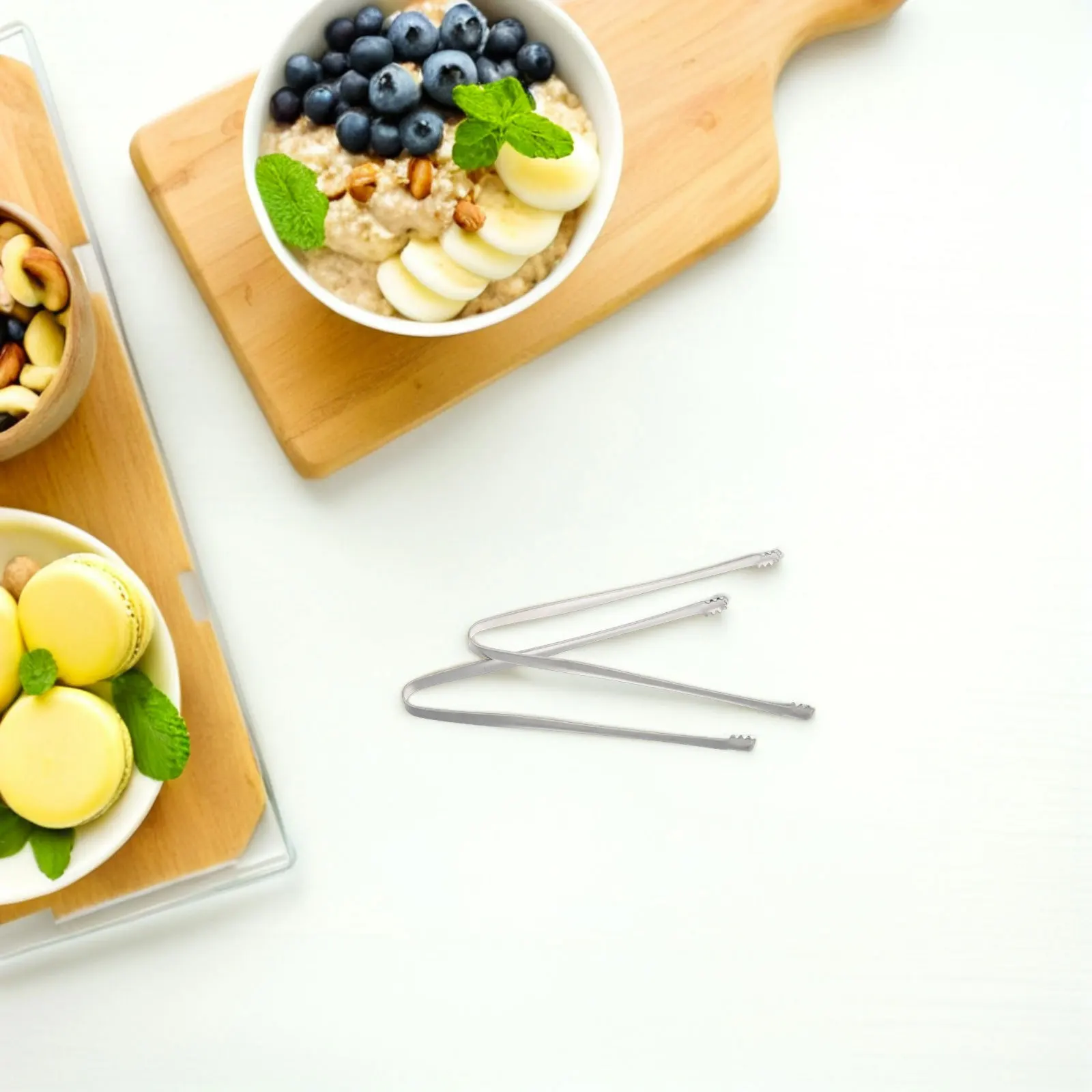 

2Pcs Eggshell Remover Tool Kitchen Gadget Efficiently Handles Eggs Separates Yolks Whites Elegant Design Silver