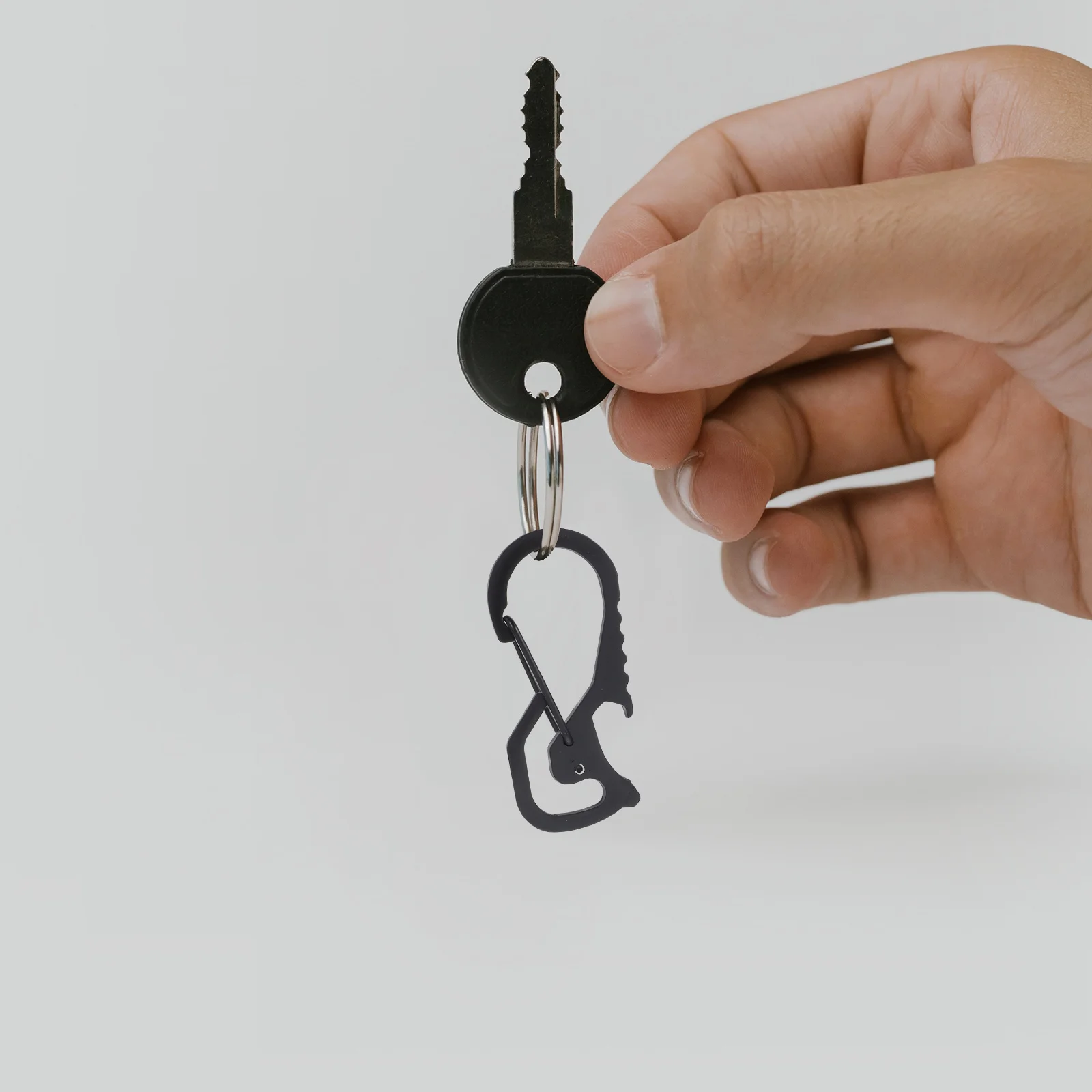 

2Pcs Lightweight Stainless Steel Carabiner Keychains Bottle Openers Practical Outdoor Buckles Camping Hiking Travel