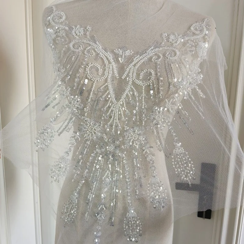 

Luxury White Handmade 3D Beaded Sequins Lace Flower Patches for Wedding Dress Kids Clothing Decor